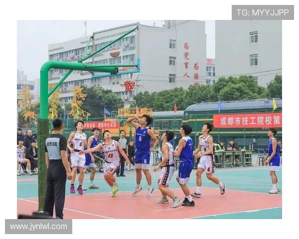 成都篮球队的速度之道：如何在赛场上引领潮流与激情